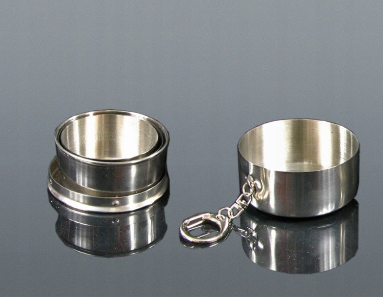 Metalowy kieliszek turystyczny składany 60 ml