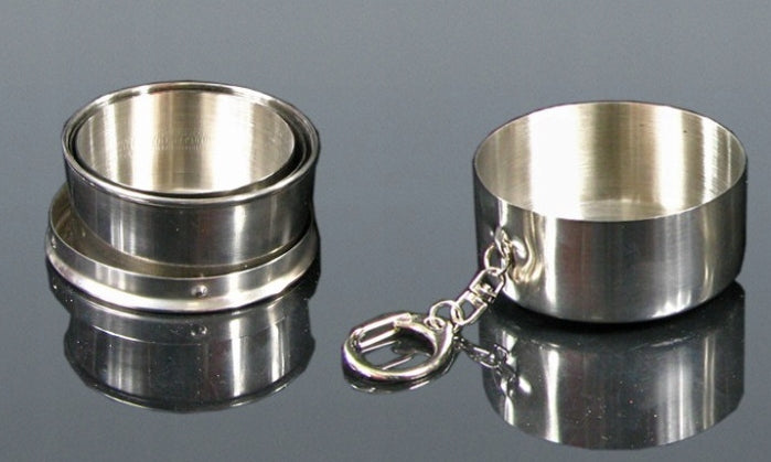 Metalowy kieliszek turystyczny składany 60 ml